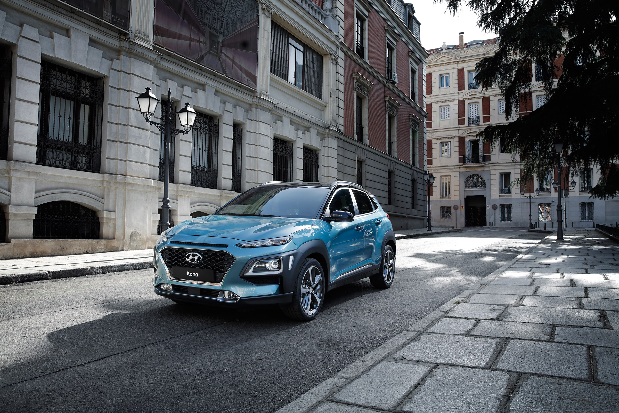Hyundai Kona - front 2