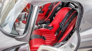 Lightweight Jaguar E-Type - interior