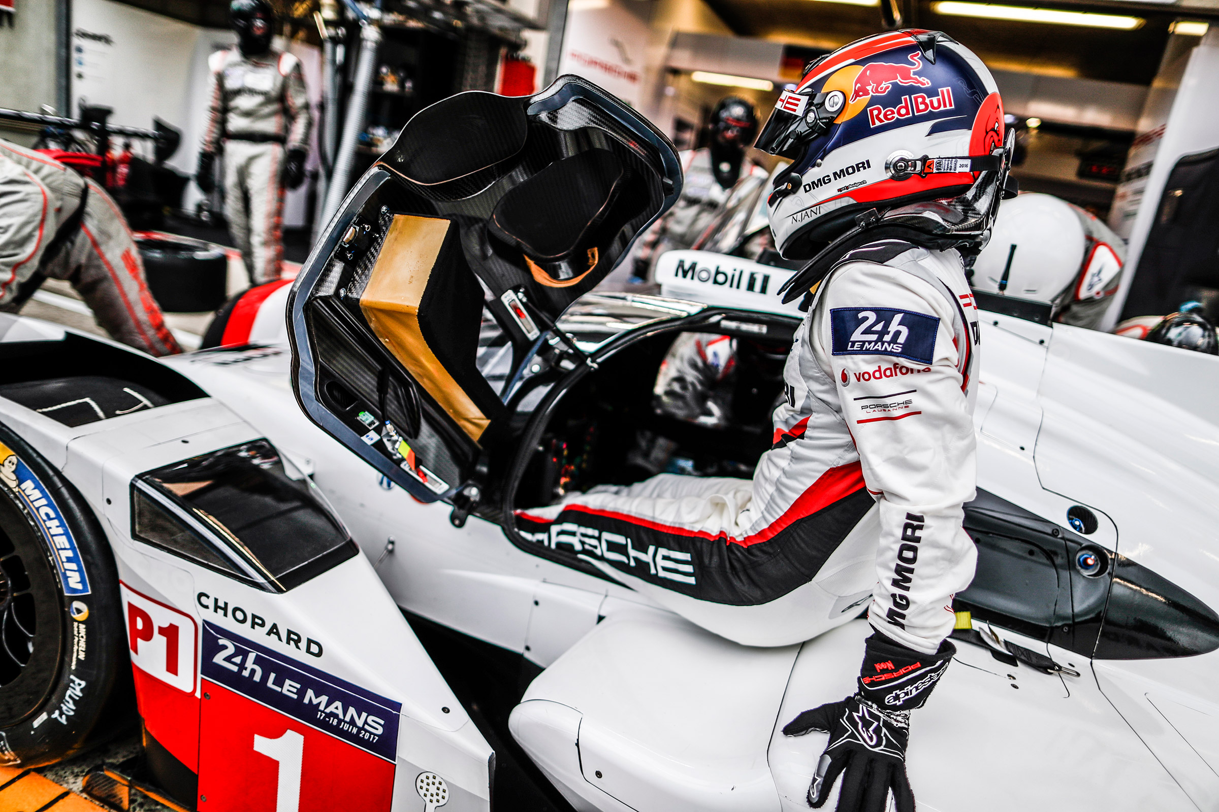 Le Mans test day 2017 - 919 side
