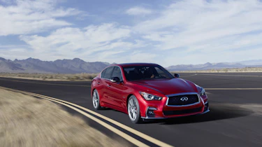 Infiniti Q50 - front tracking