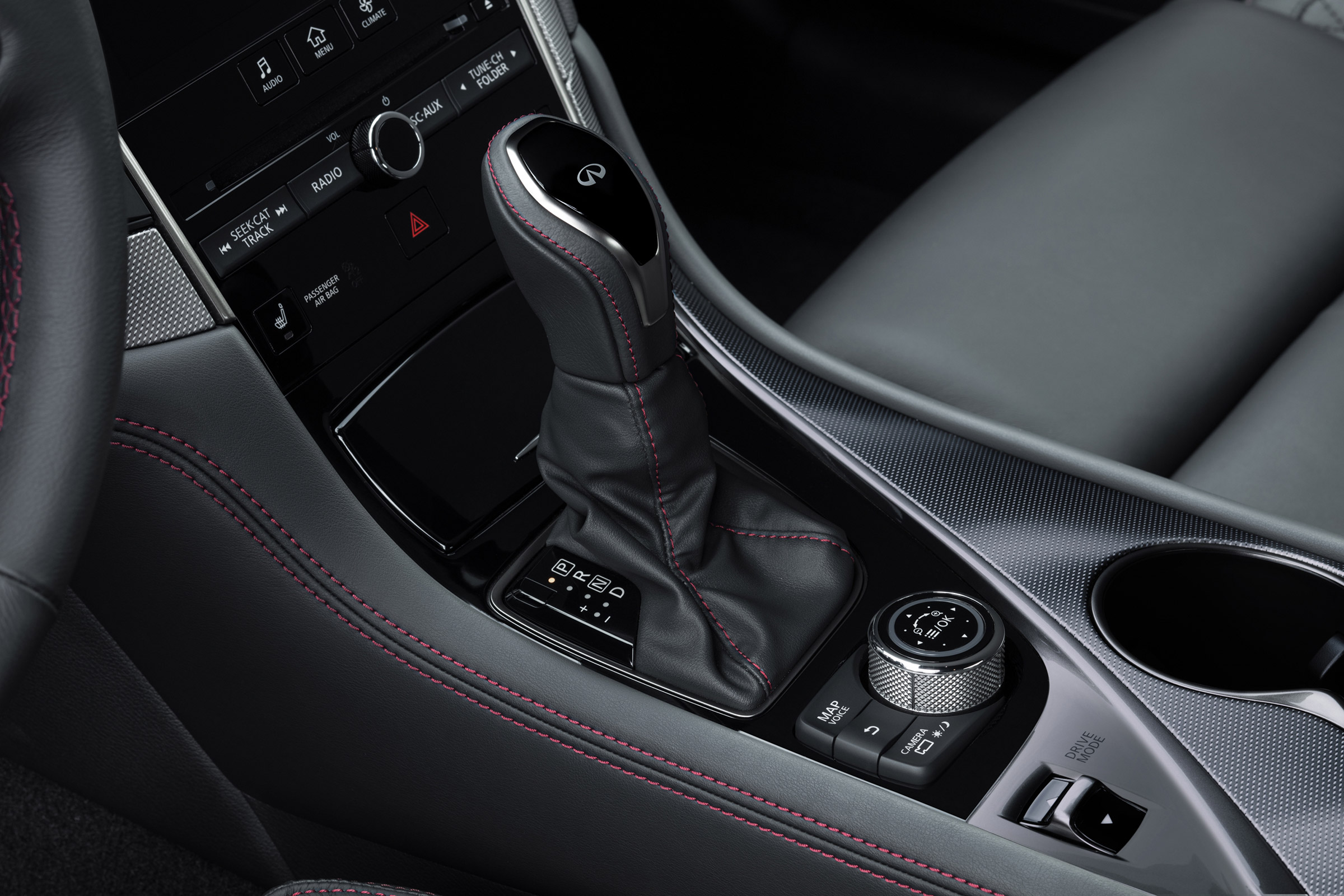 Infiniti Q50 - gear shift