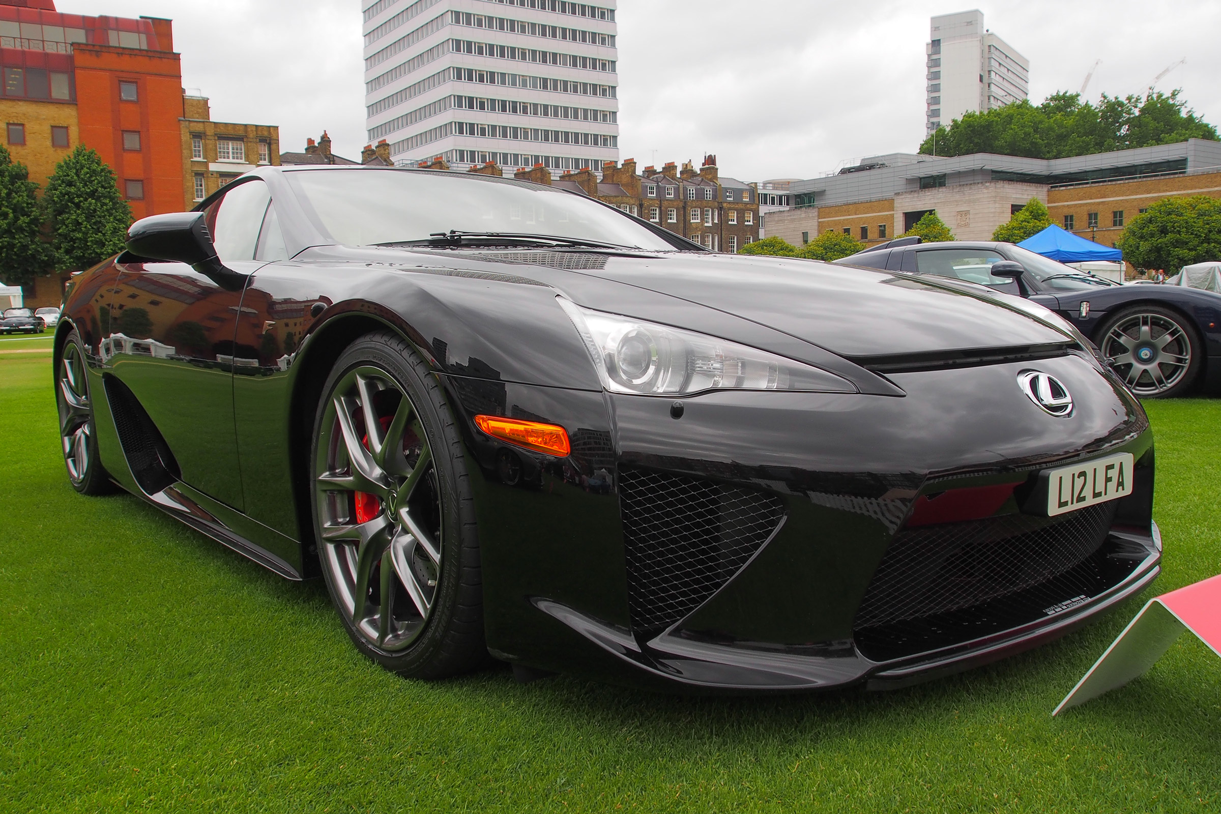 City Concours - Lexus LFA