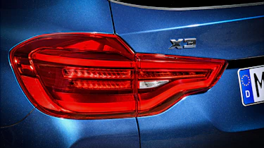 BMW X3 M40i - rear light