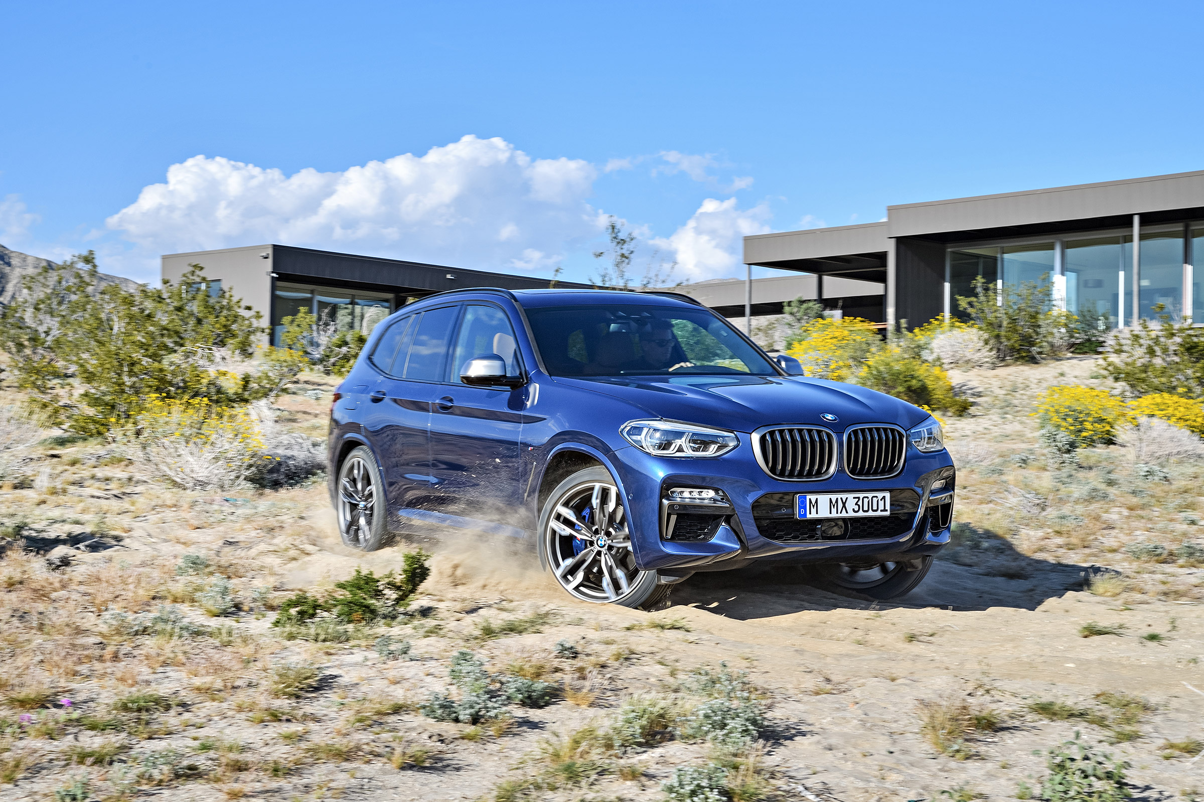 BMW X3 M40i - driving