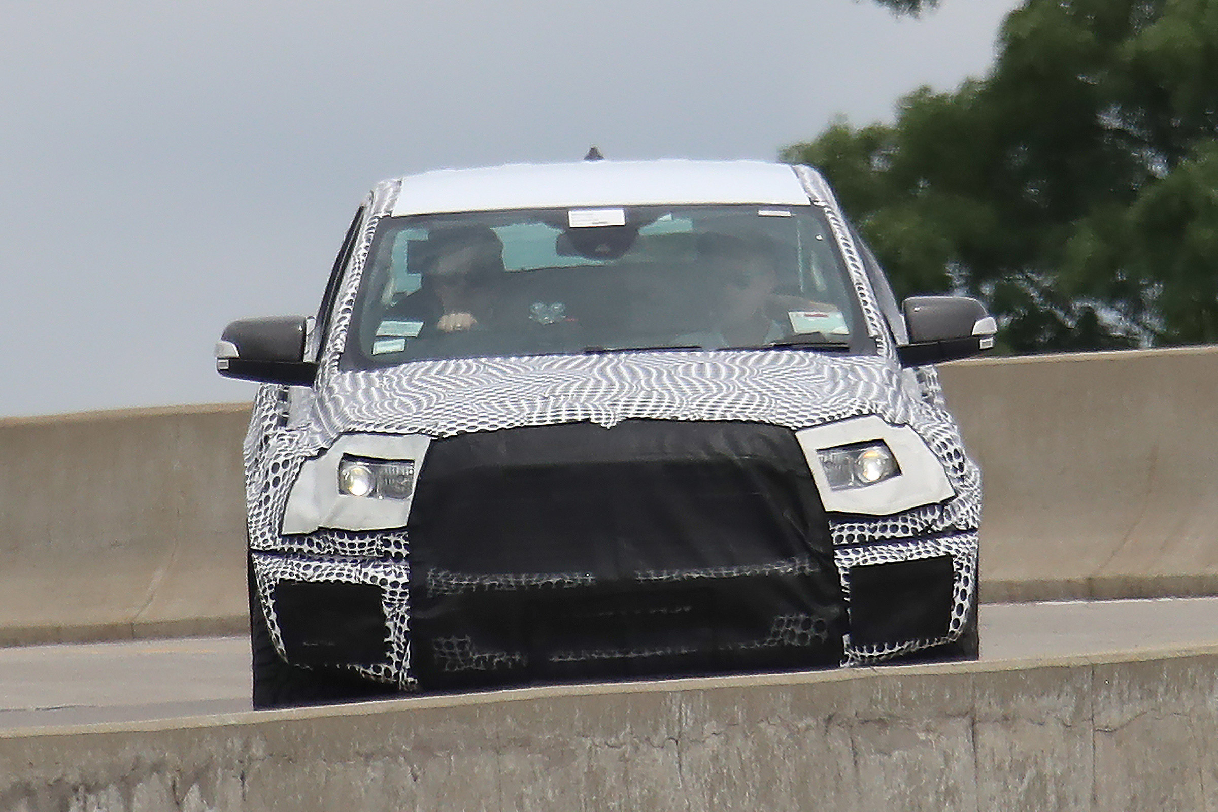 Ford Ranger Raptor spy - front 2