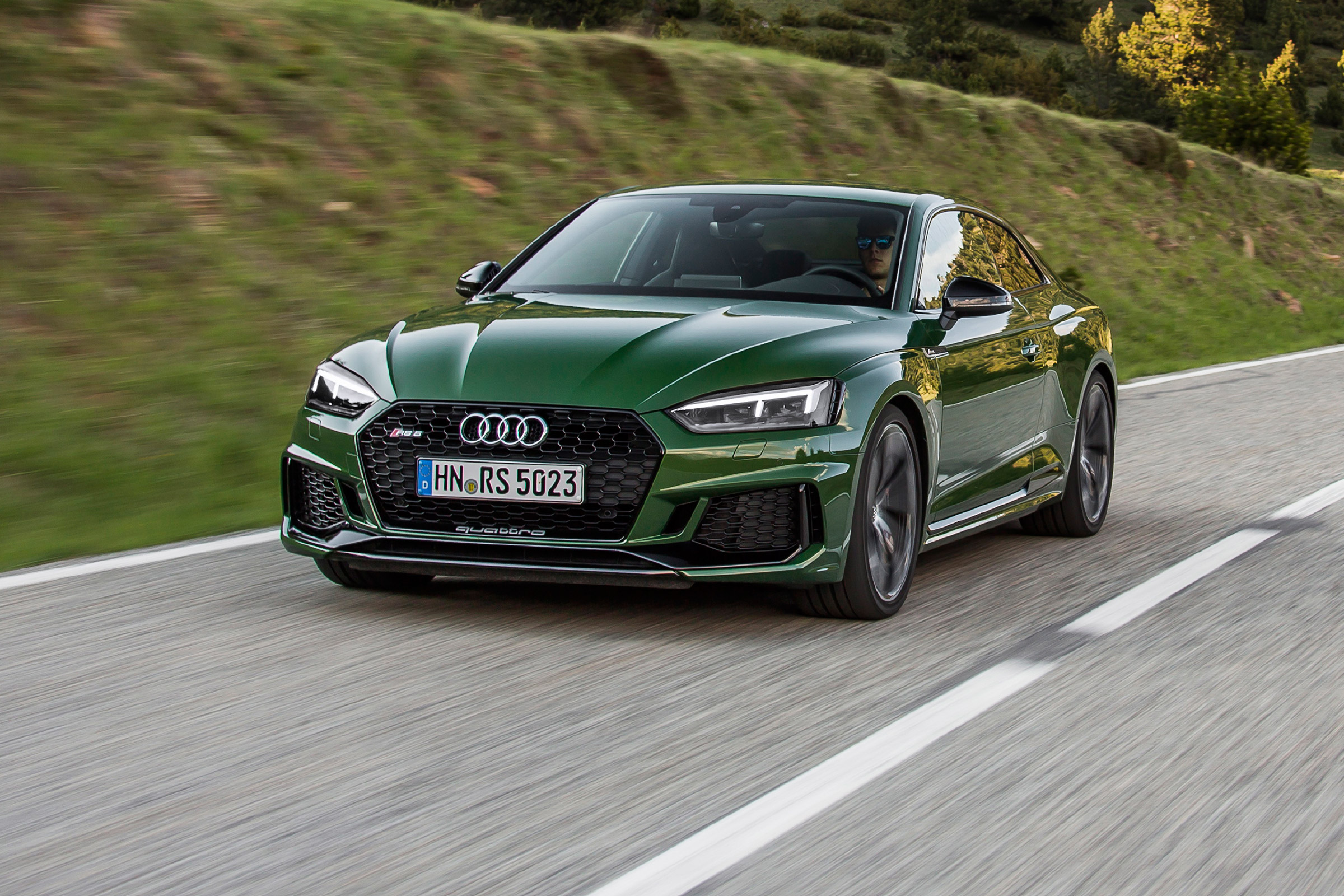 Audi RS5 - header