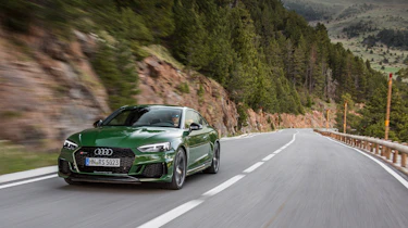 Audi RS5 - front tracking