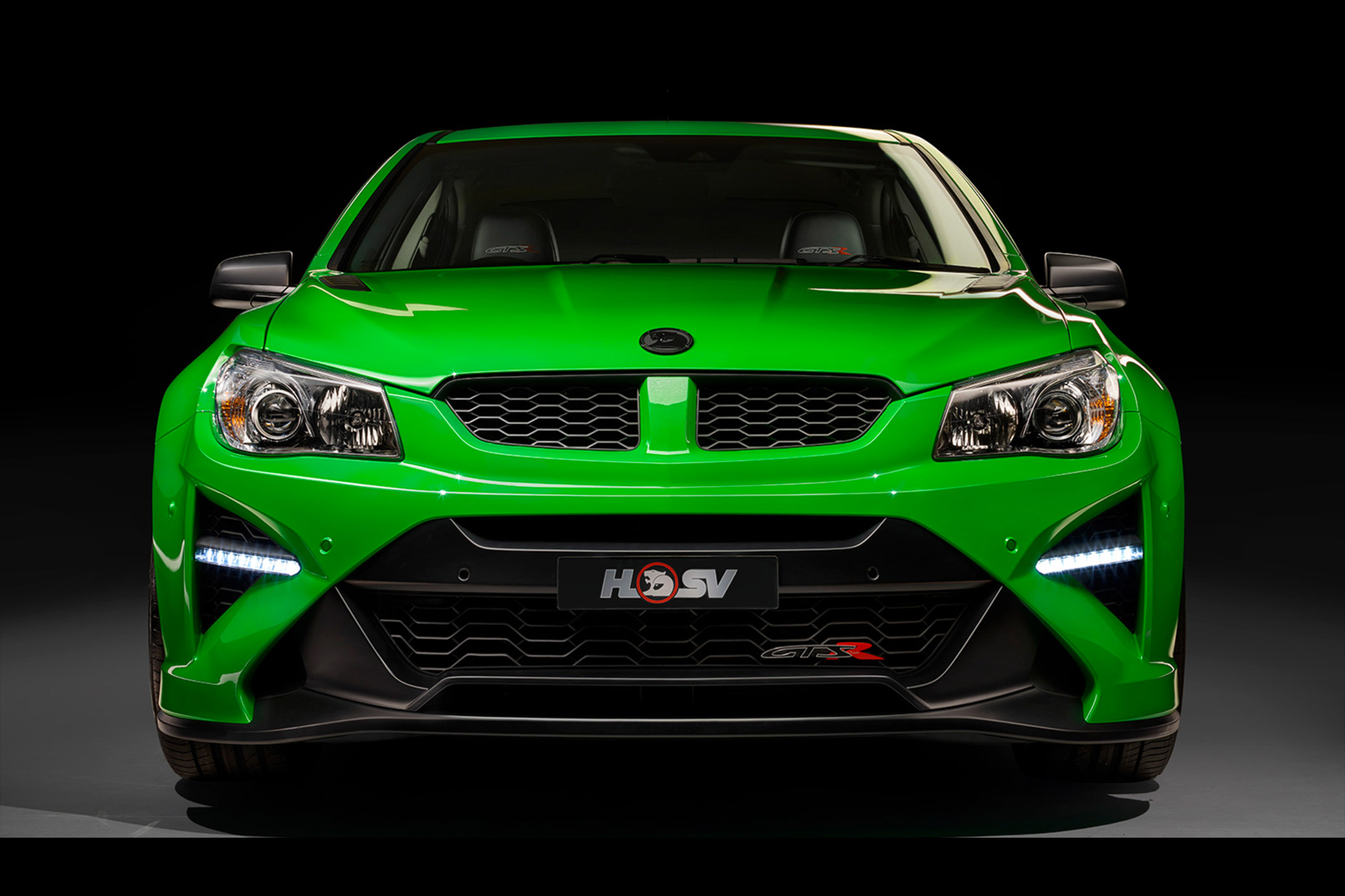 Vauxhall VXR8 GTS-R - front 2