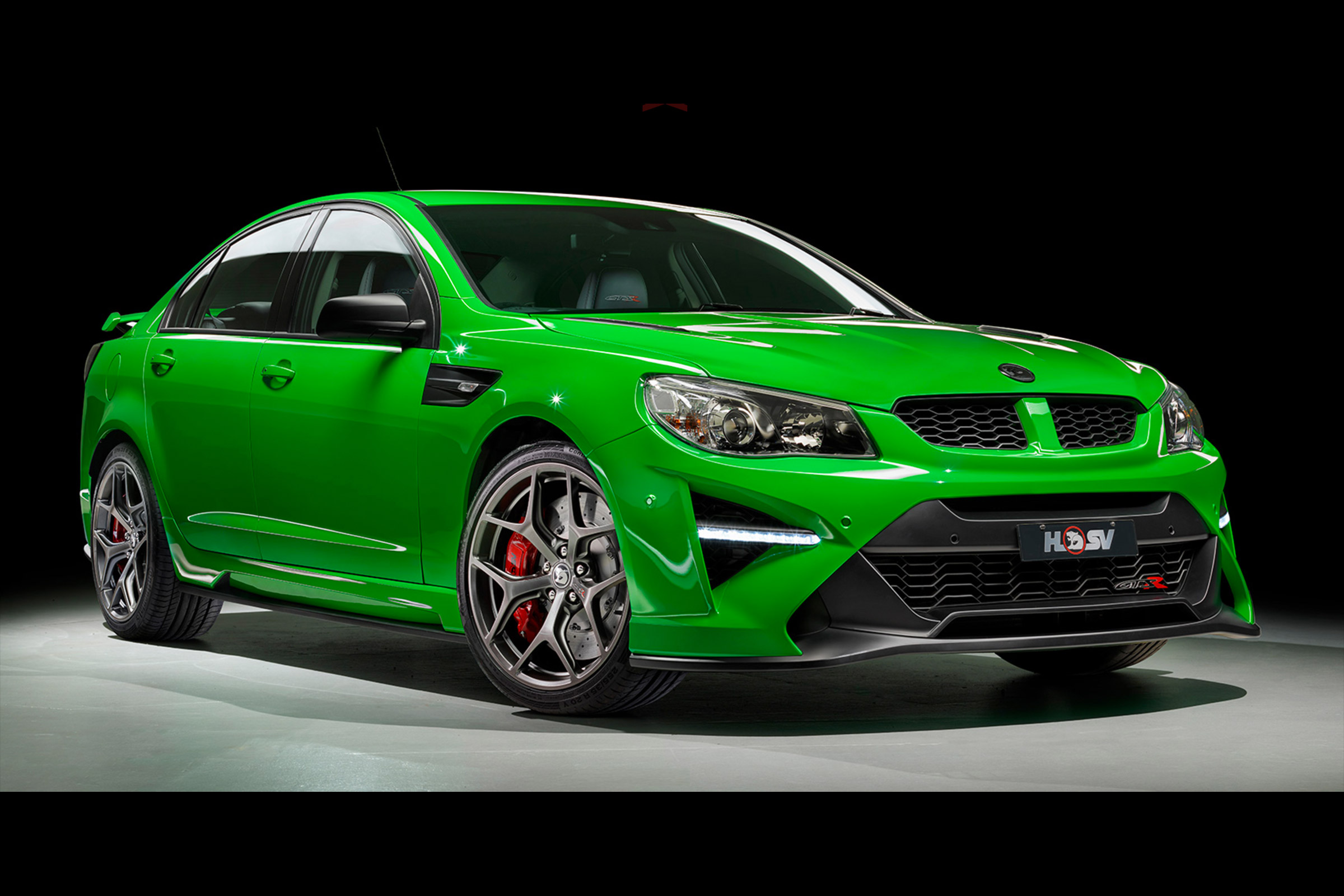 Vauxhall VXR8 GTS-R - front