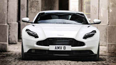 Aston Martin DB11 V8 - front