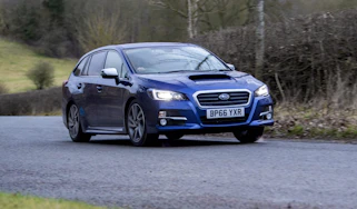 Subaru Levorg action