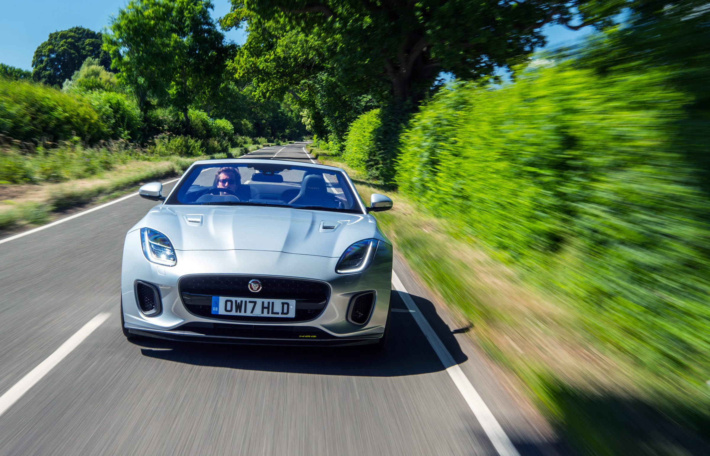 Jaguar F-type 400 Sport front tracking