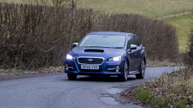 Subaru Levorg action