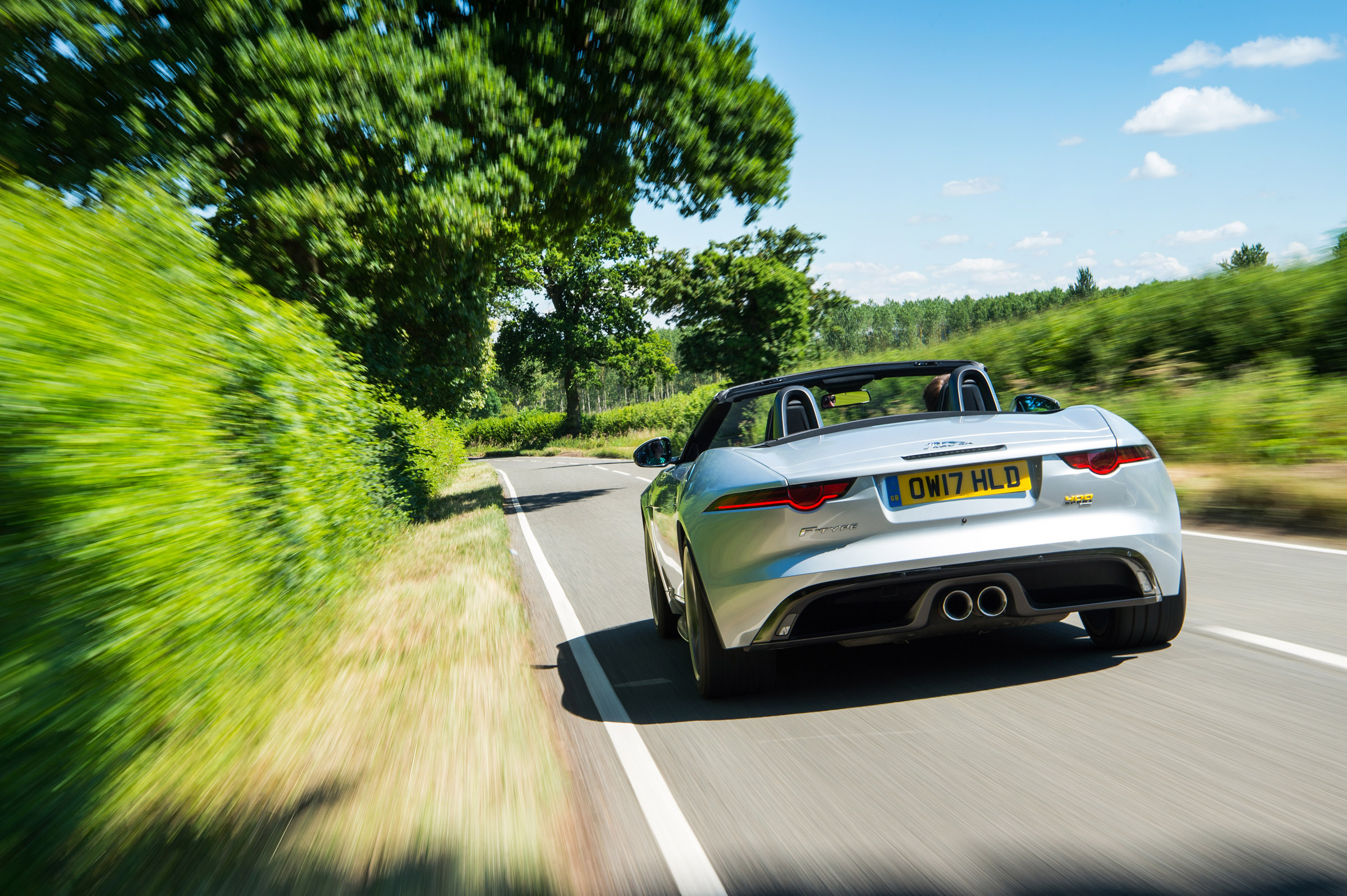 Jaguar F-type 400 Sport rear tracking