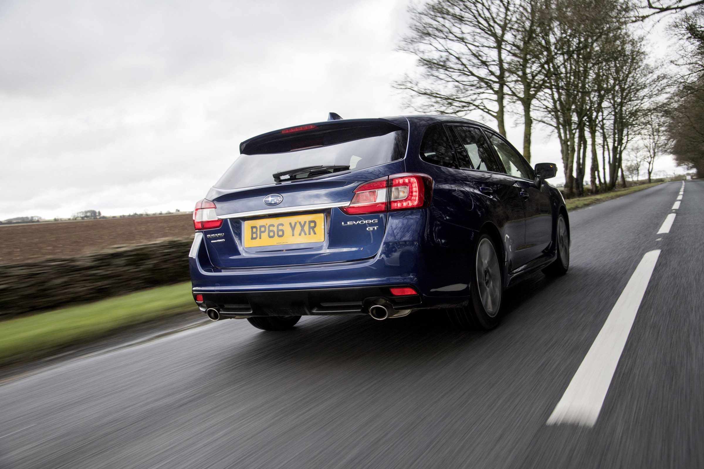 Subaru Levorg tracking