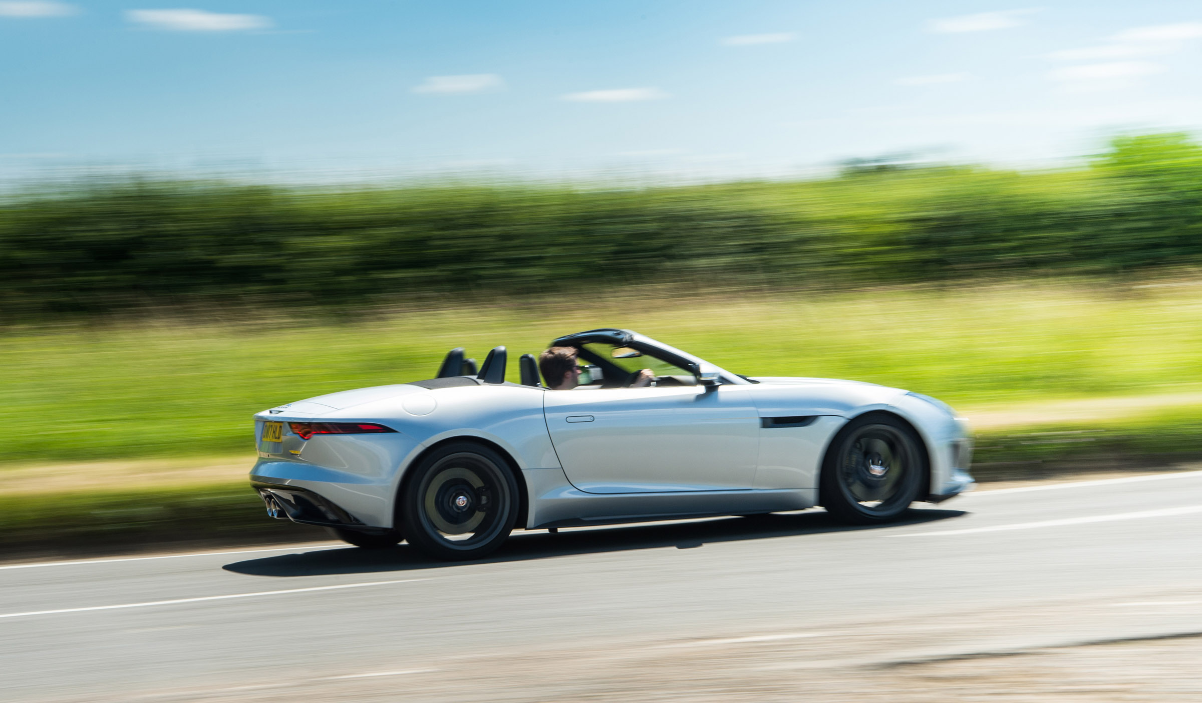 Used Jaguar F-Type P400 – pan