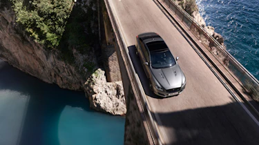 Jaguar XJR575 scenic