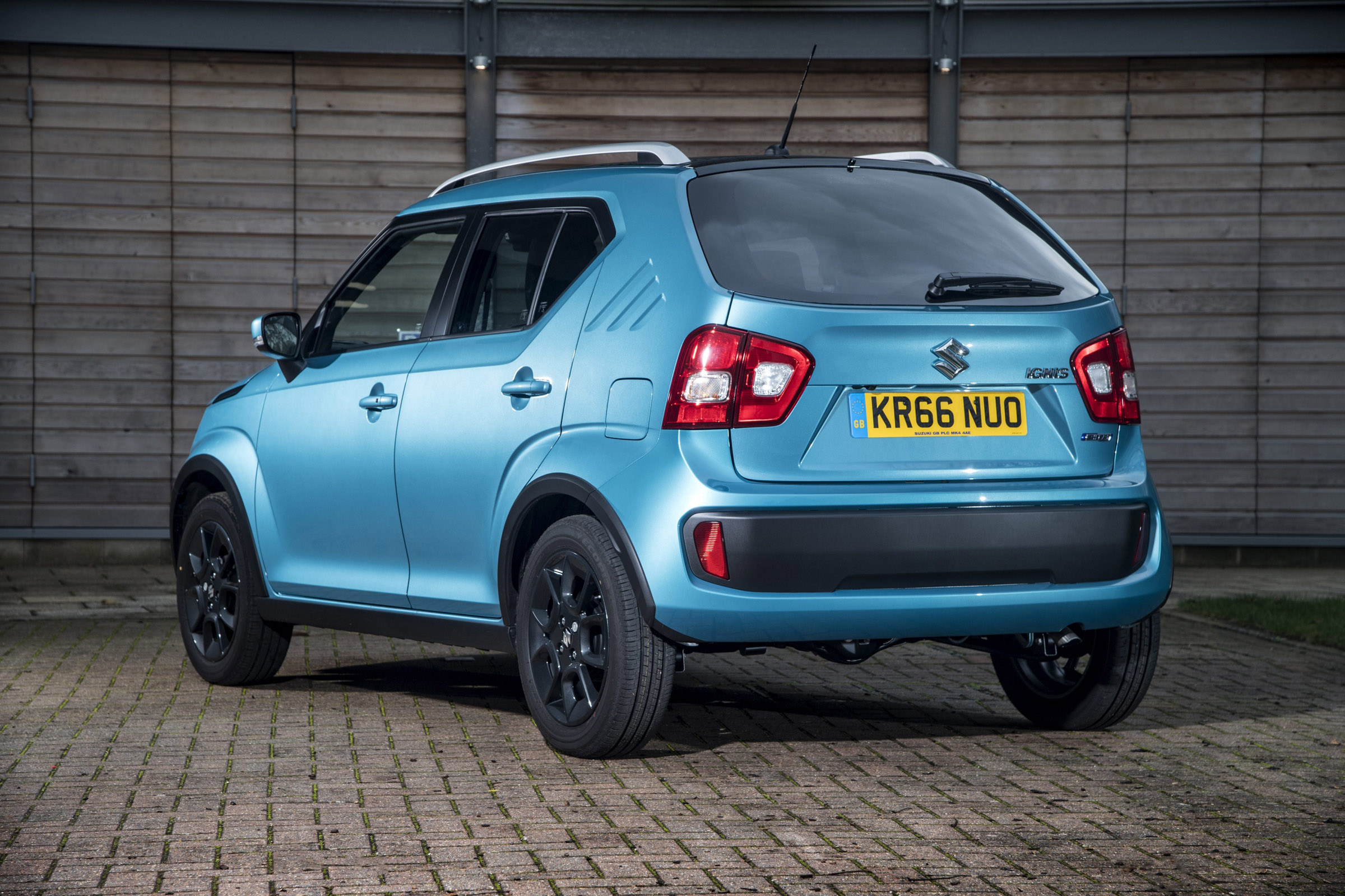 Suzuki Ignis rear three quarters static