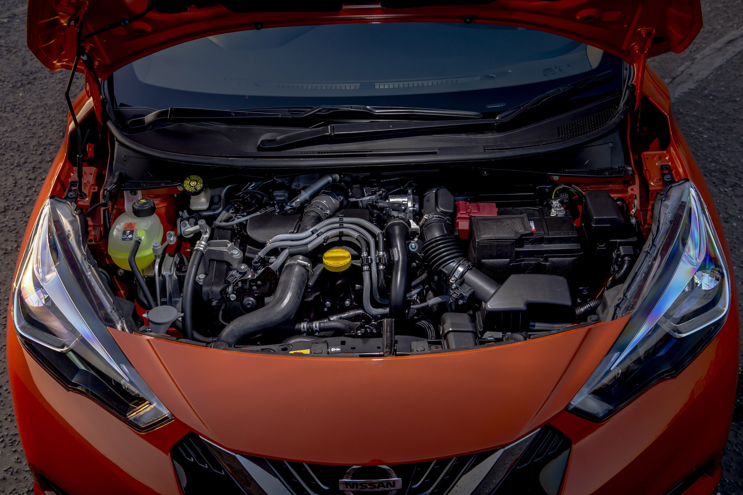 Nissan Micra engine