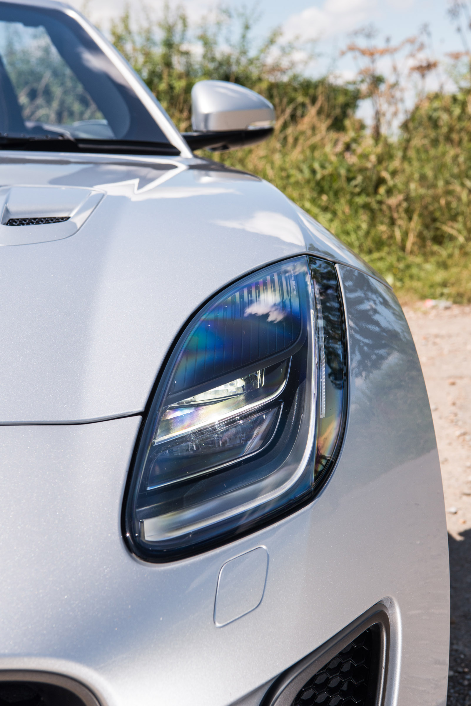 Jaguar F-type 400 Sport headlight
