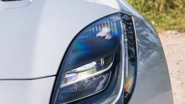 Jaguar F-type 400 Sport headlight