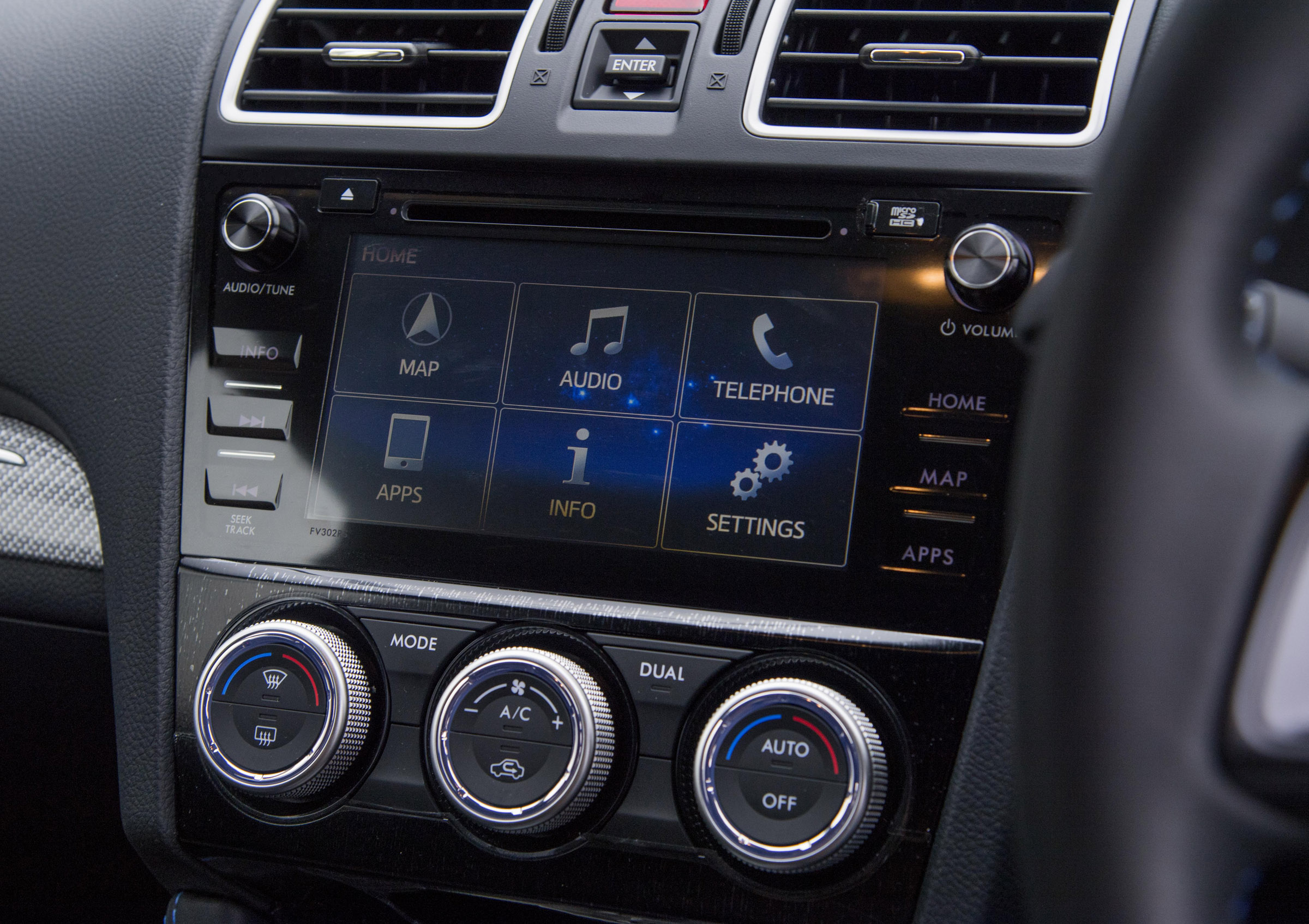 Subaru Levorg infotainment