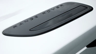 Range Rover Velar bonnet detail