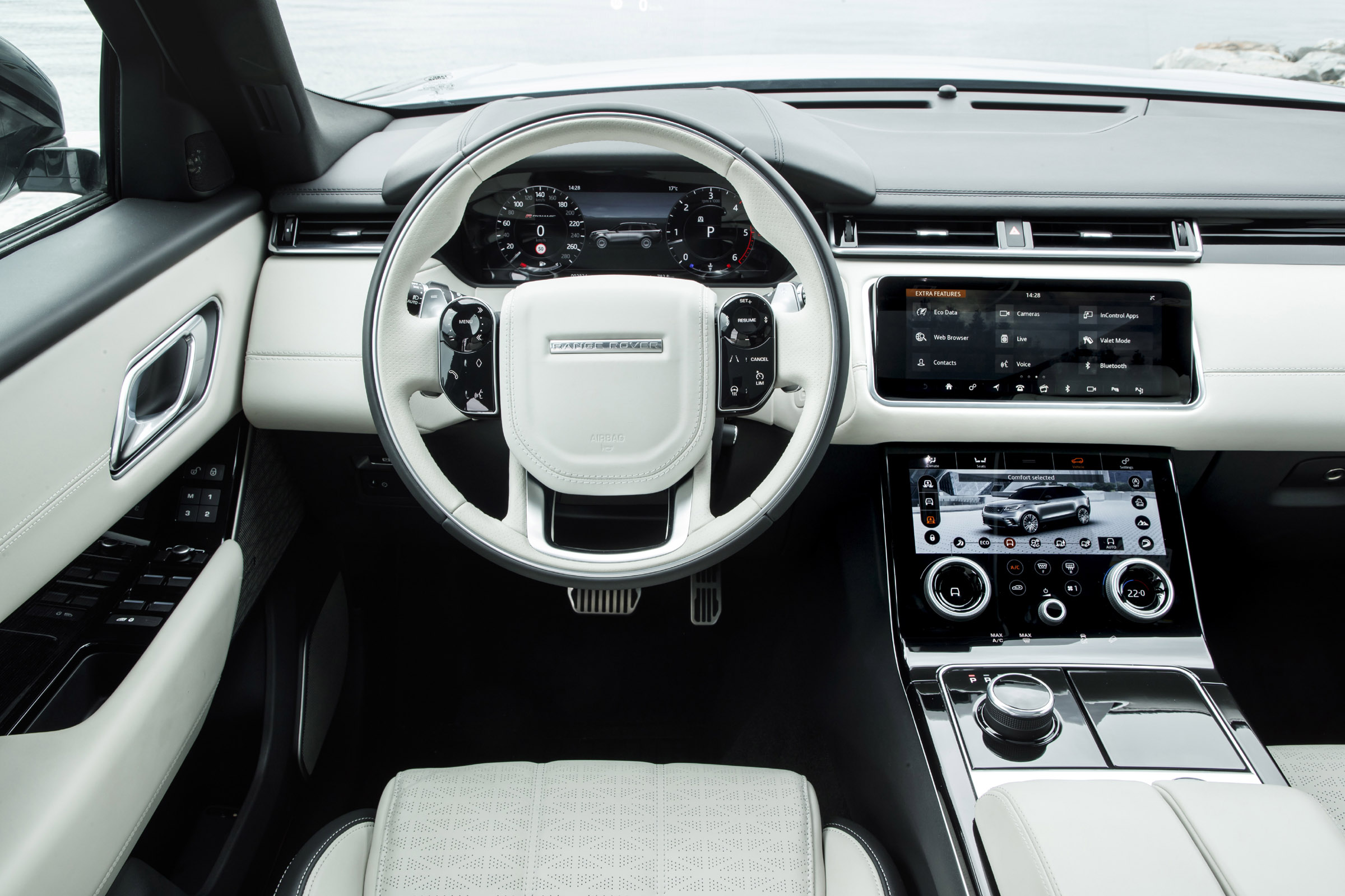 Range Rover Velar interior