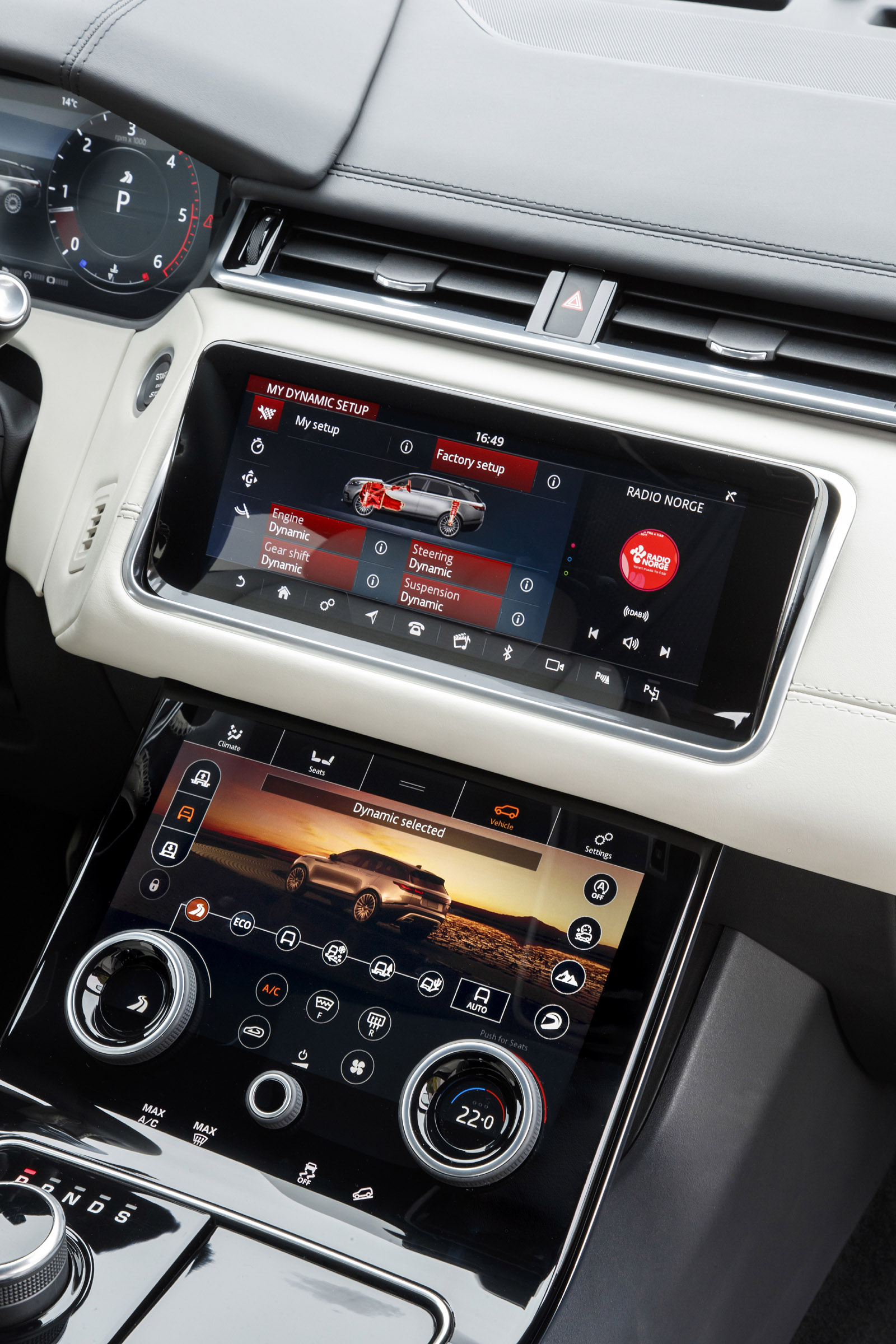 Range Rover Velar InControl Touch Duo