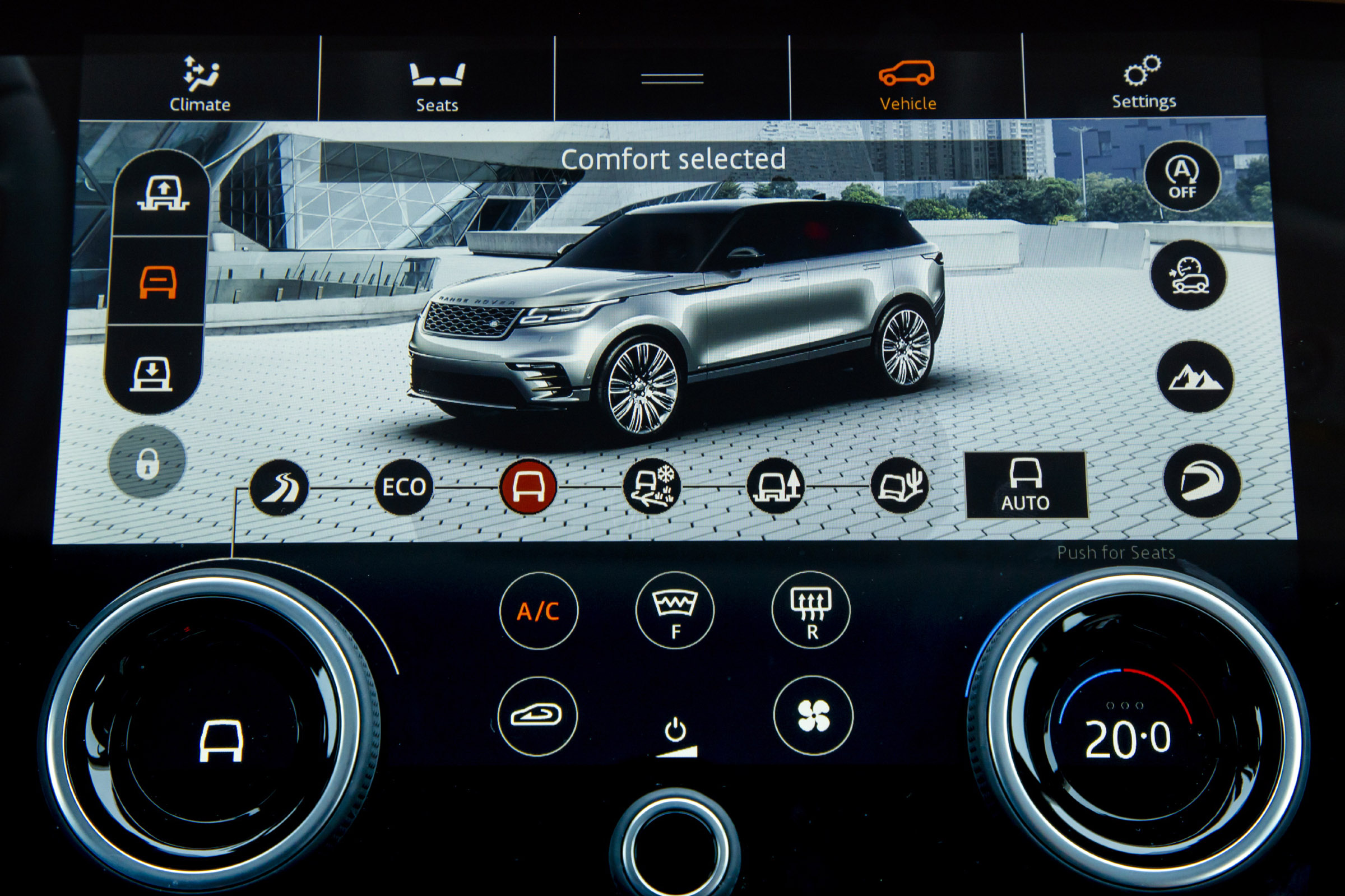 Range Rover Velar InControl Touch Duo
