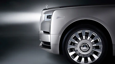 Rolls-Royce Phantom - headlights