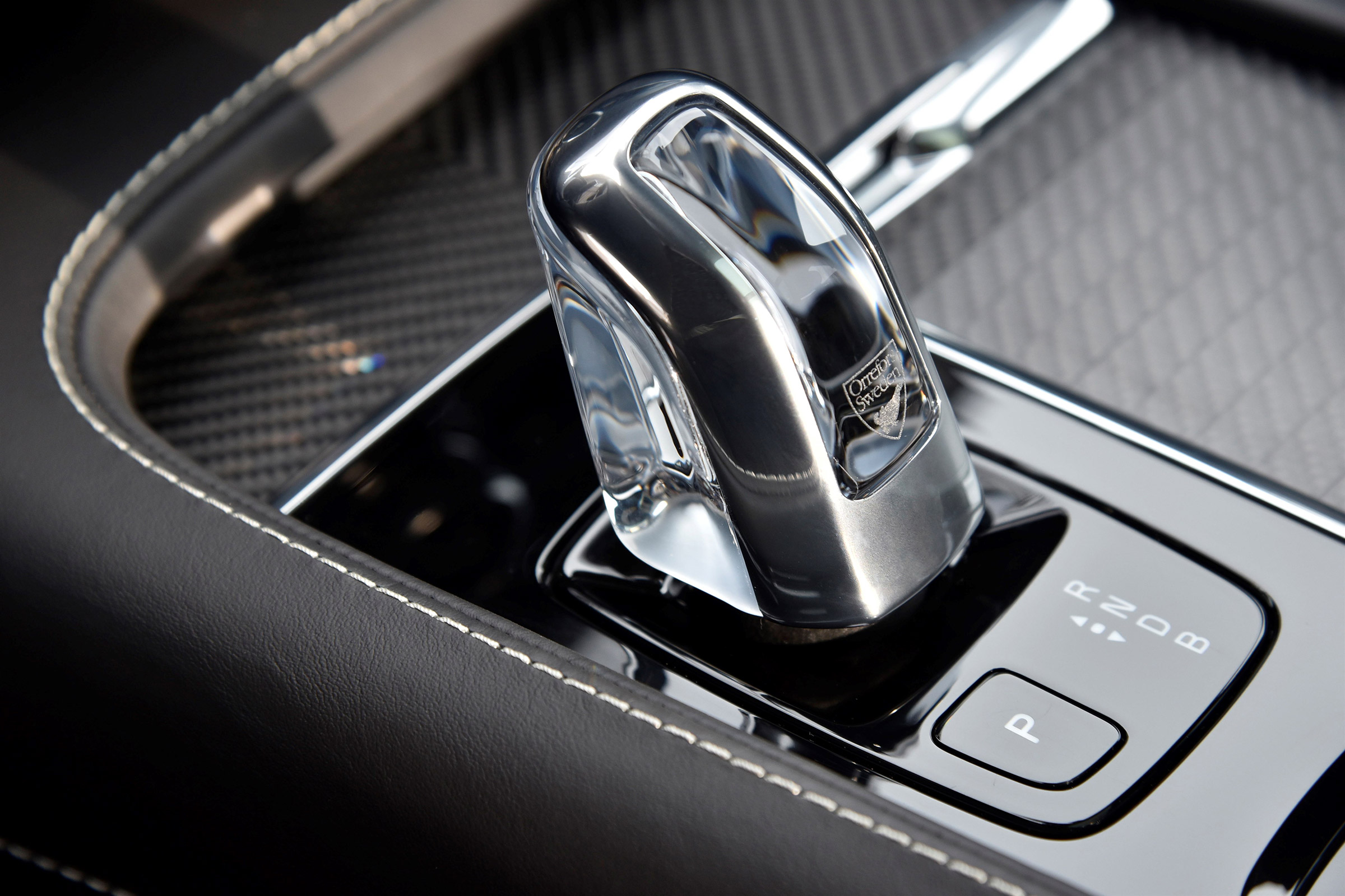 Volvo EV announcement - selector 2