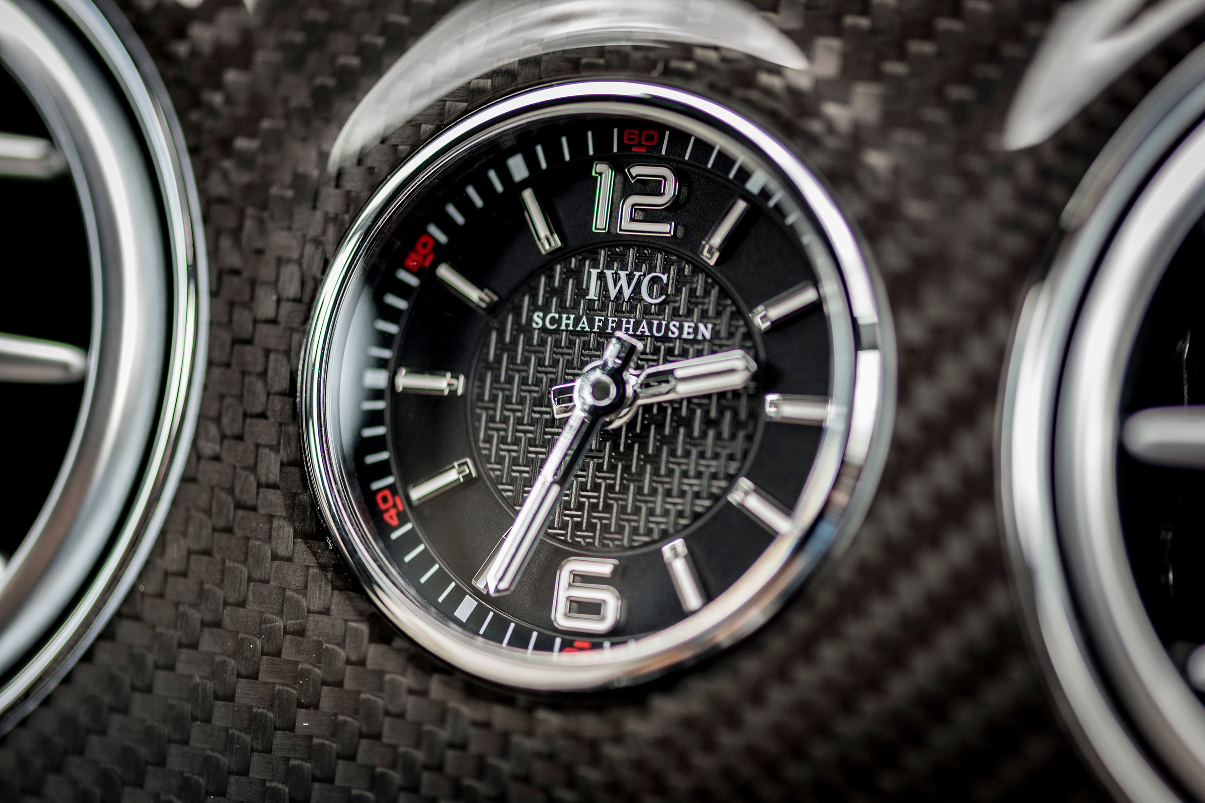 Mercedes S-class - clock