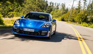 Porsche Panamera Sport Tourismo Turbo – Front