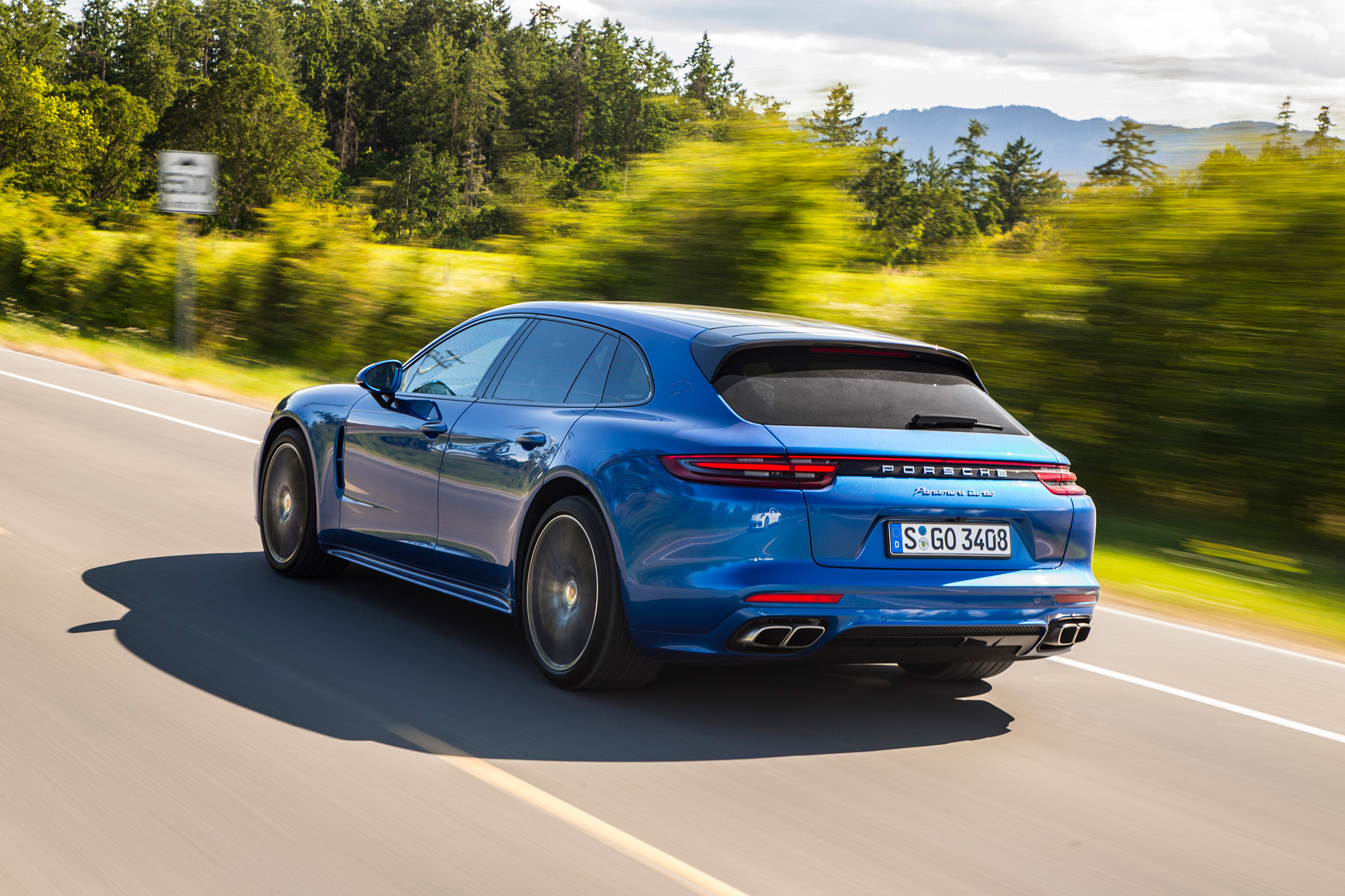 Porsche Panamera Sport Turismo Turbo - Rear
