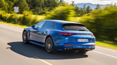 Porsche Panamera Sport Turismo Turbo - Rear
