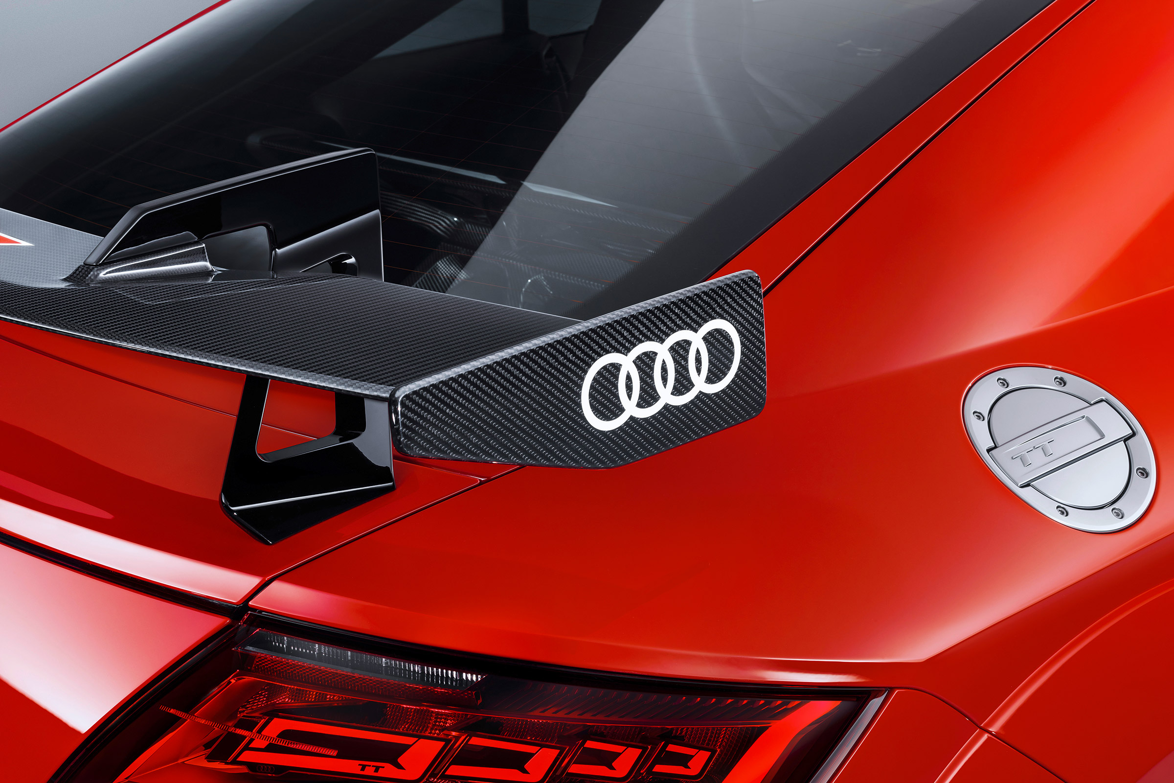 Audi performance parts - TT RS rear wing