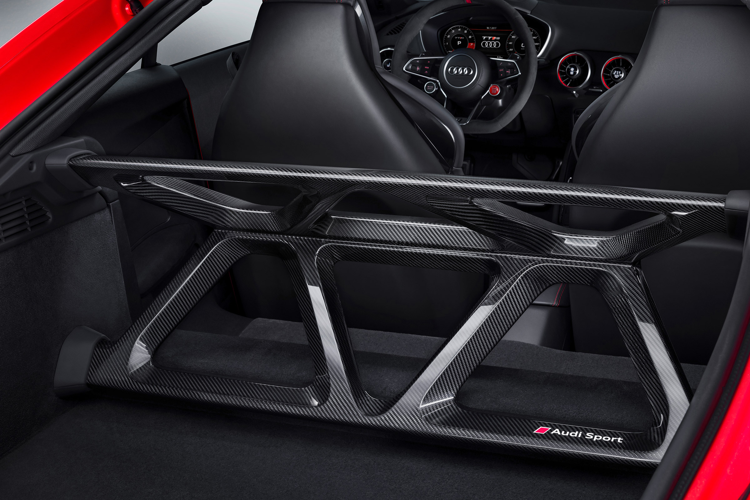 Audi performance parts - TT RS rear brace