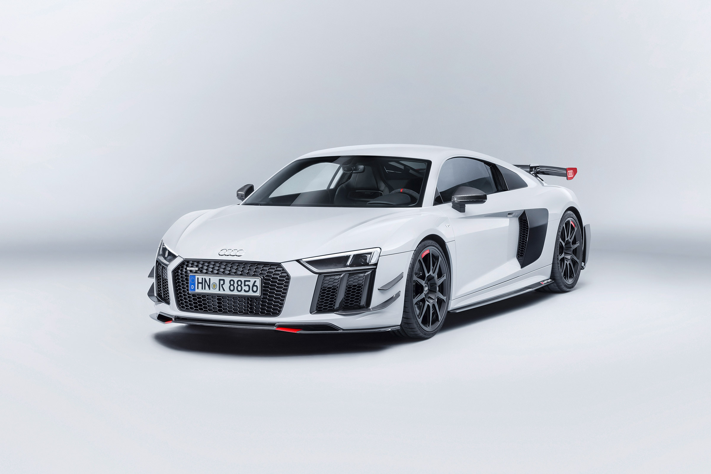 Audi performance parts - R8