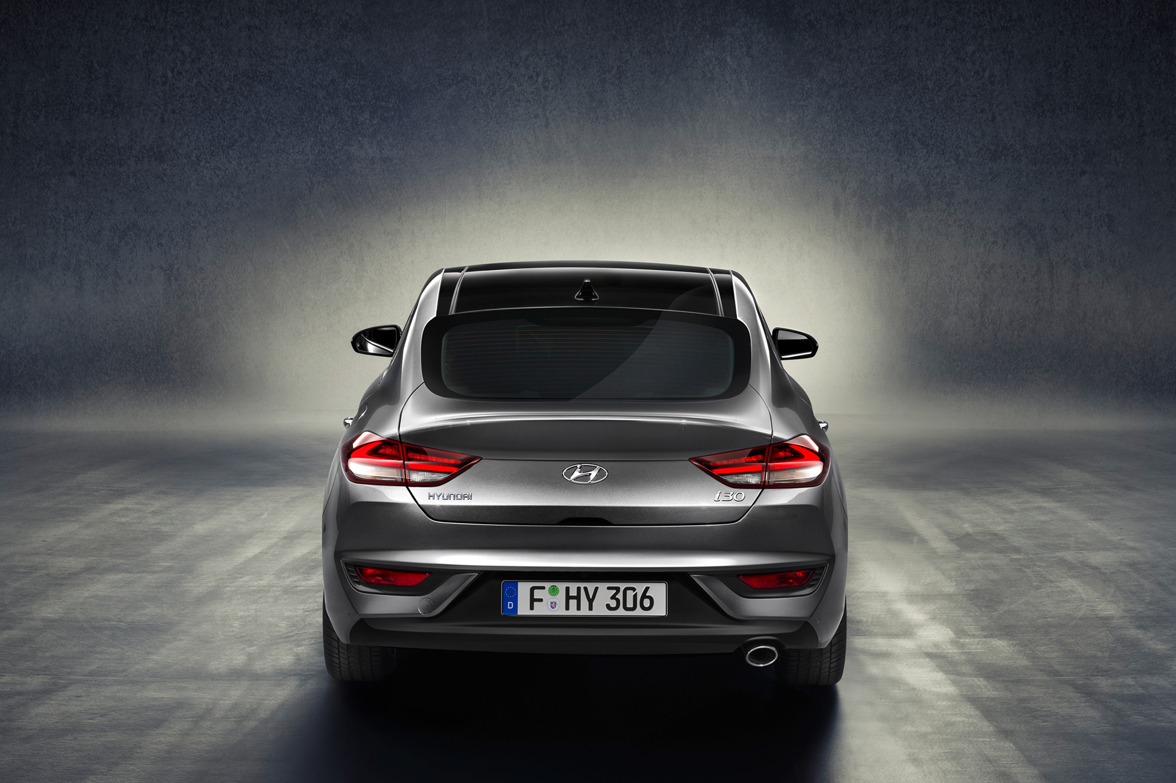 Hyundai i30 Fastback - rear