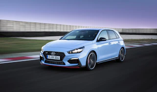 Hyundai i30 N - front 3.4 driving