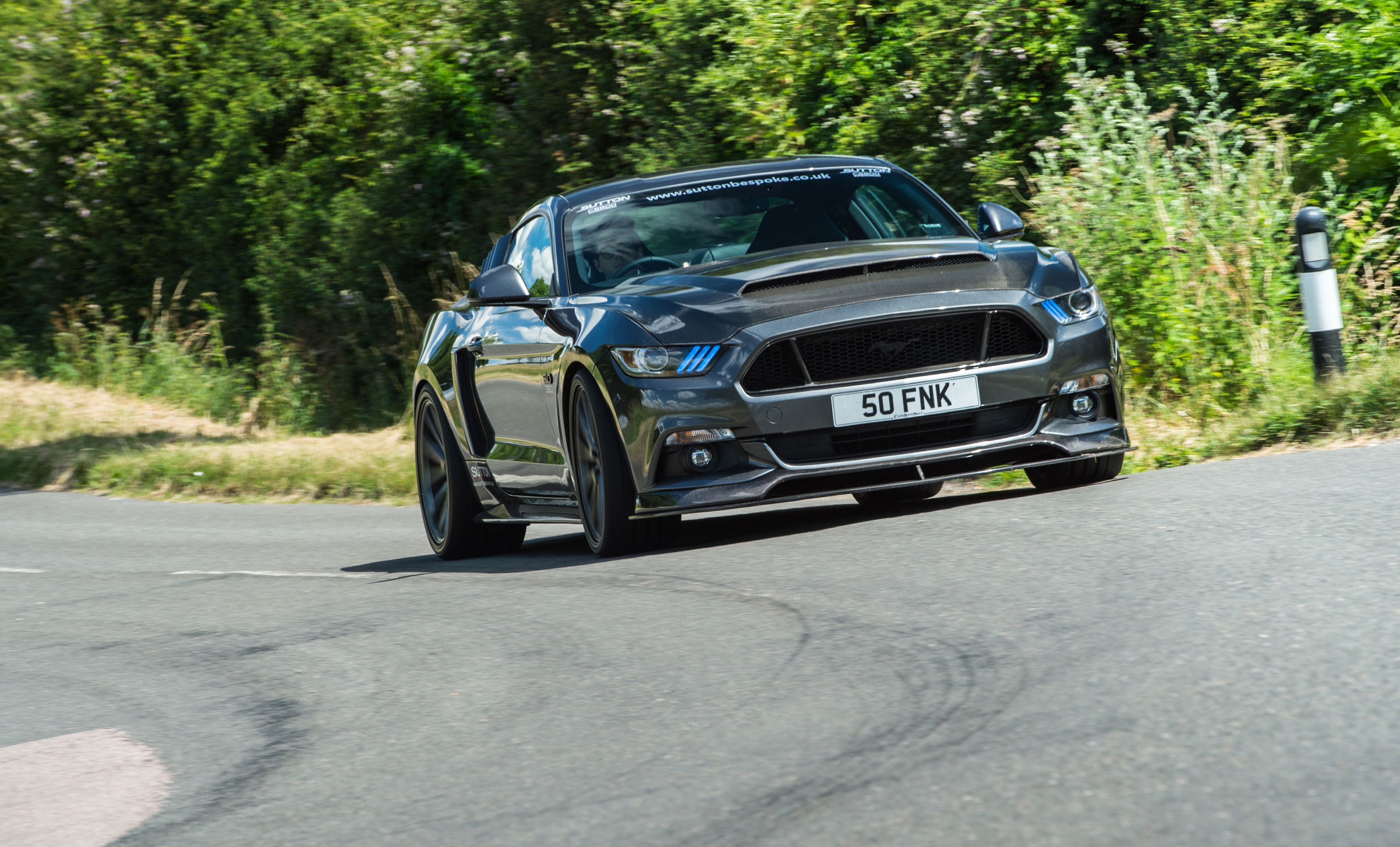 Sutton CS800 Mustang - Front
