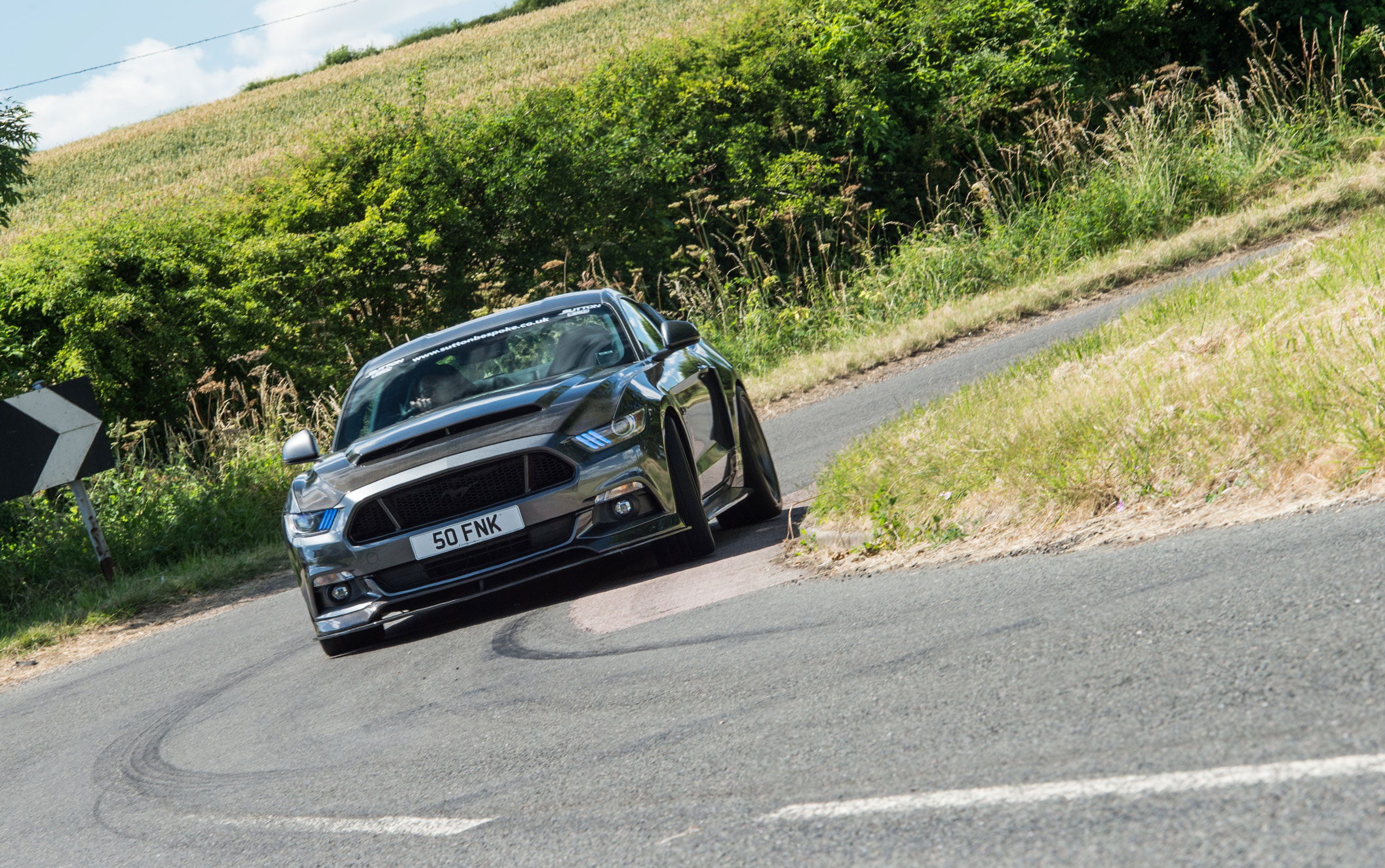 Sutton CS800 Mustang - Front