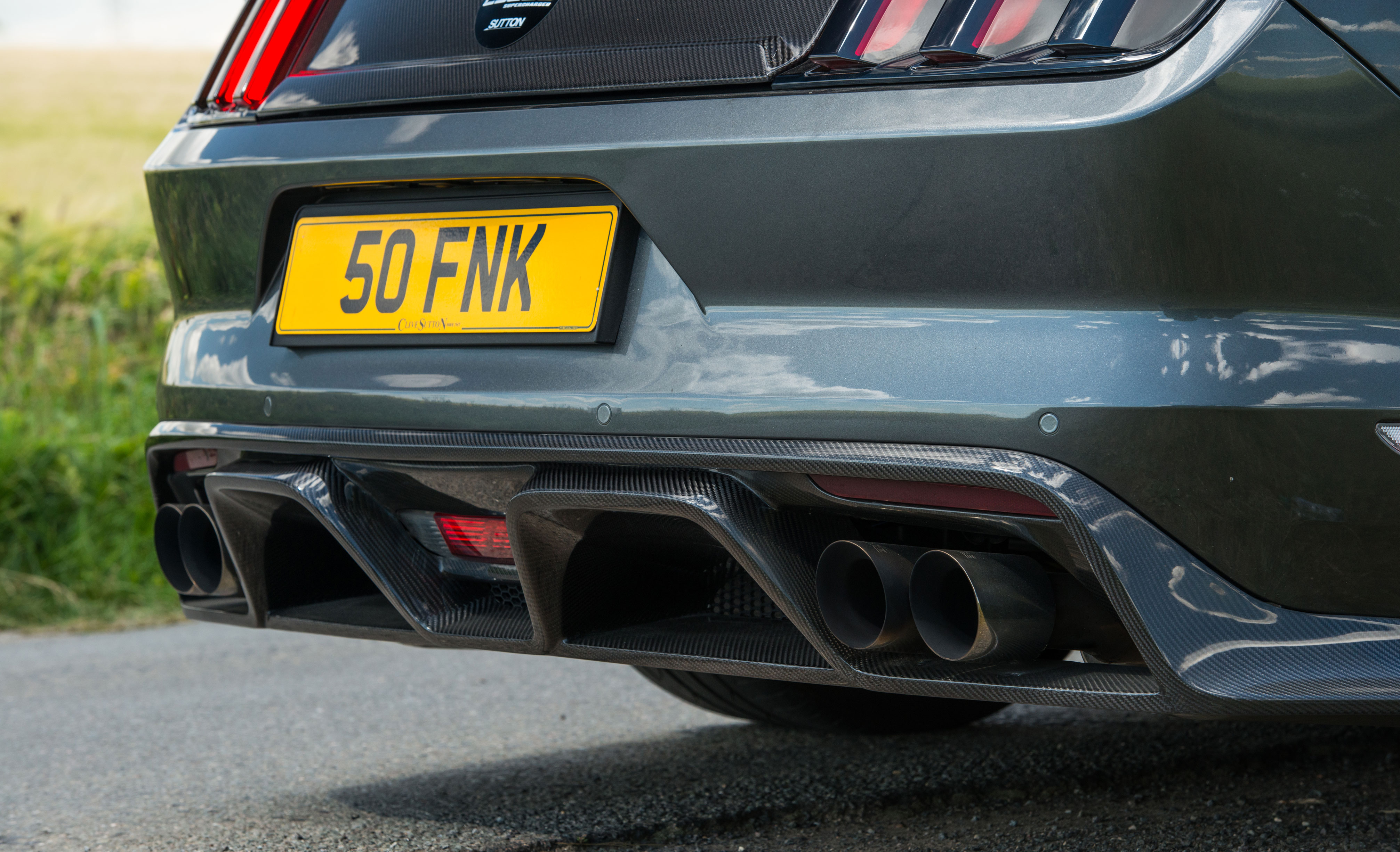 Sutton CS800 Mustang - Exhaust