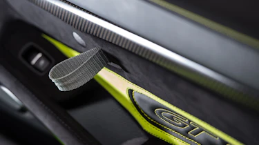 TechArt GTStreet R - Door pull