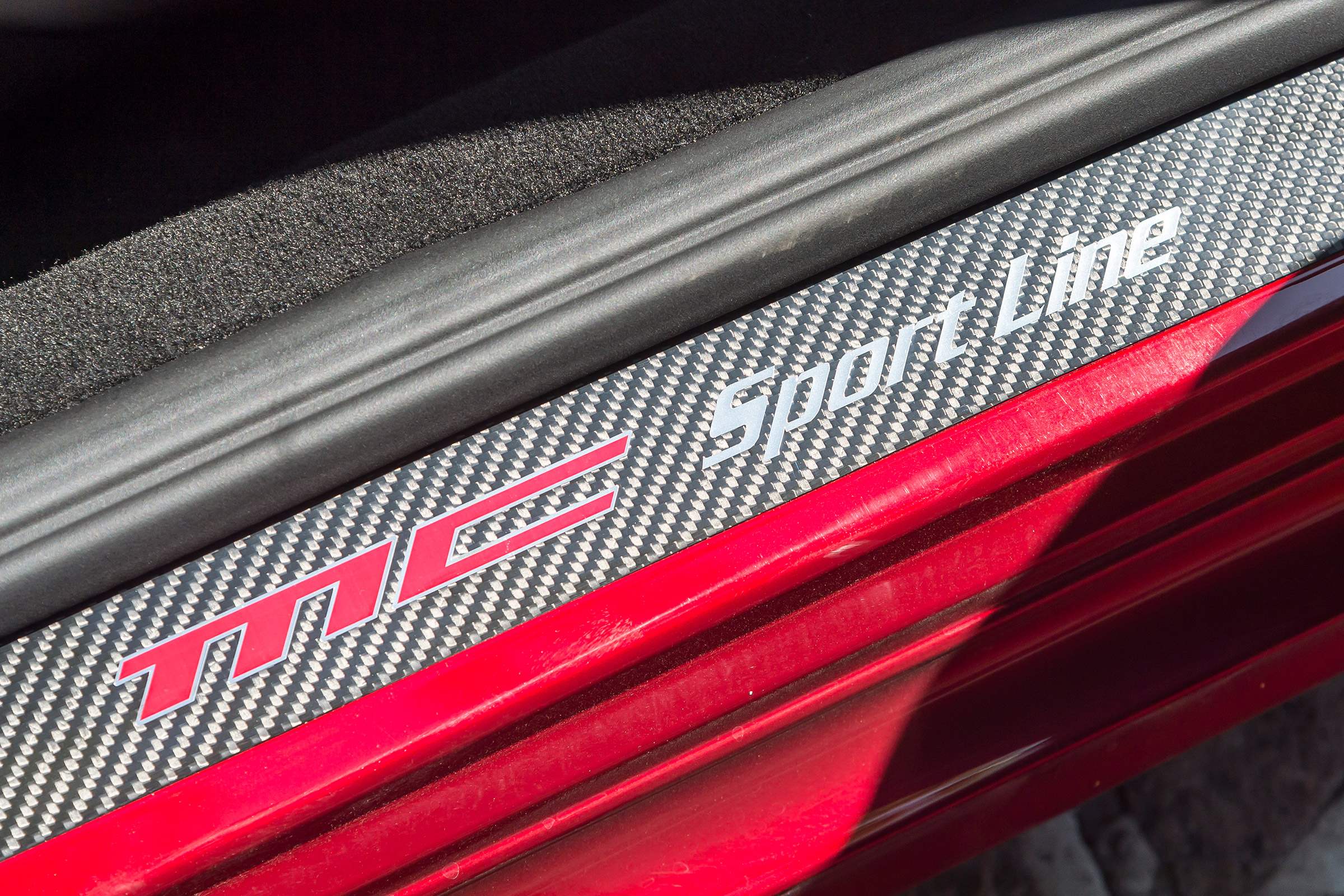 Maserati GranTurismo - sill plate