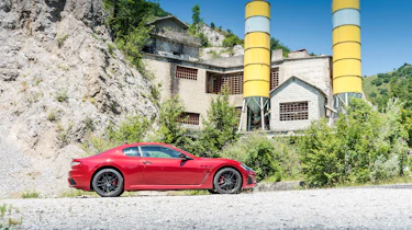 Maserati GranTurismo - side profile
