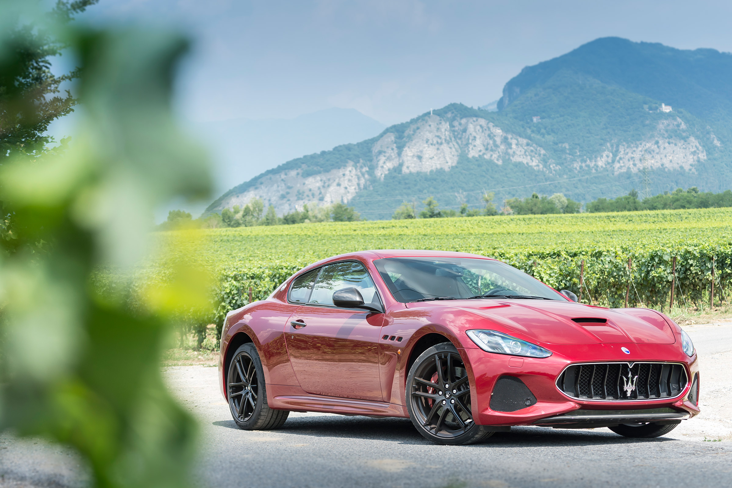 Maserati GranTurismo - front three quarter