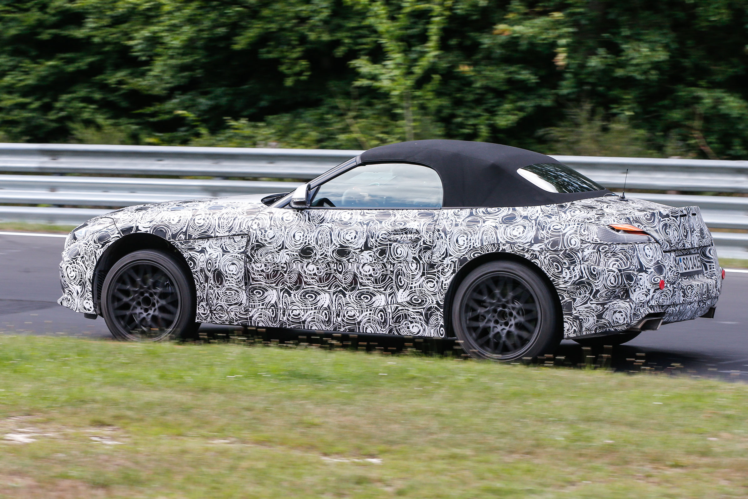 2018 BMW Z4 spotted - Side