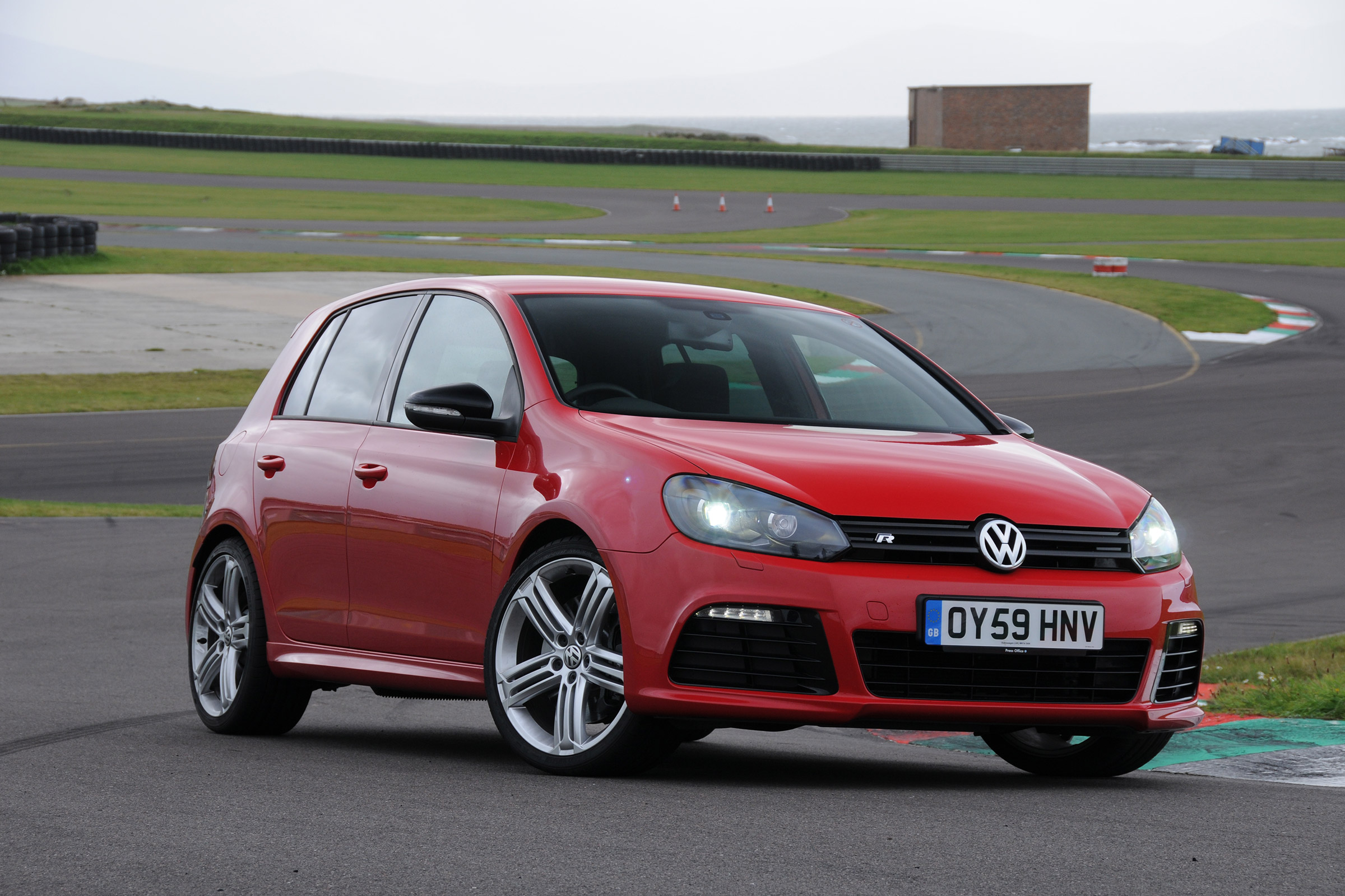Volkswagen Golf R Mk6 - front three quarter